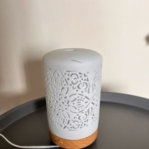 Oil diffuser